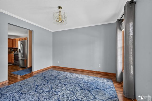 9078 Village Meadows Drive, Temperance, MI 48182