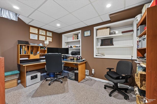 9078 Village Meadows Drive, Temperance, MI 48182