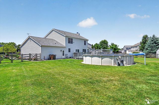 9078 Village Meadows Drive, Temperance, MI 48182
