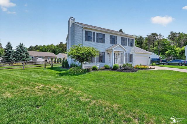 9078 Village Meadows Drive, Temperance, MI 48182