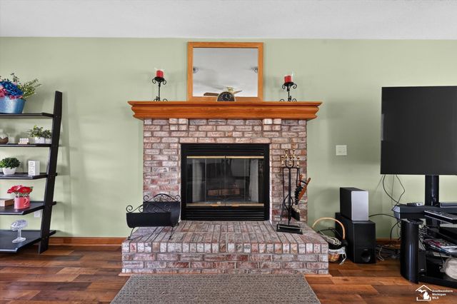 9078 Village Meadows Drive, Temperance, MI 48182
