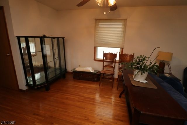 13 Garibaldi Ave, Newark City, NJ 07114