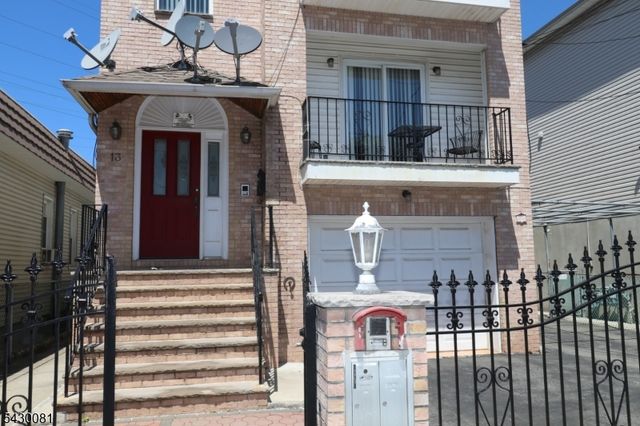 13 Garibaldi Ave, Newark City, NJ 07114