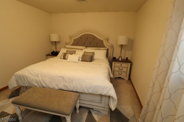 13 Garibaldi Ave, Newark City, NJ 07114