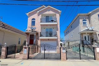 13 Garibaldi Ave, Newark City, NJ 07114