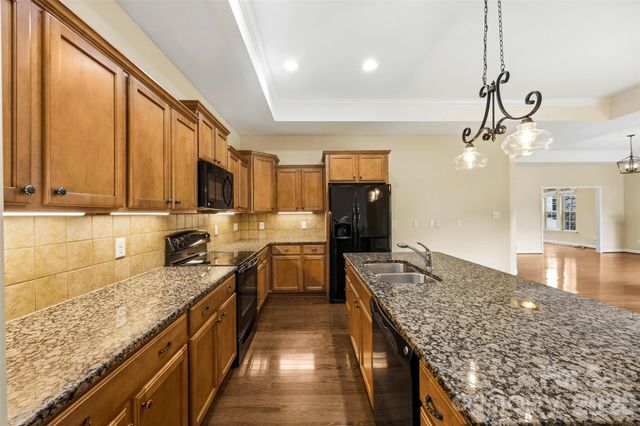 4950 Polo Gate Boulevard, Charlotte, NC 28216