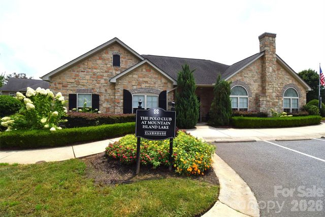 4950 Polo Gate Boulevard, Charlotte, NC 28216