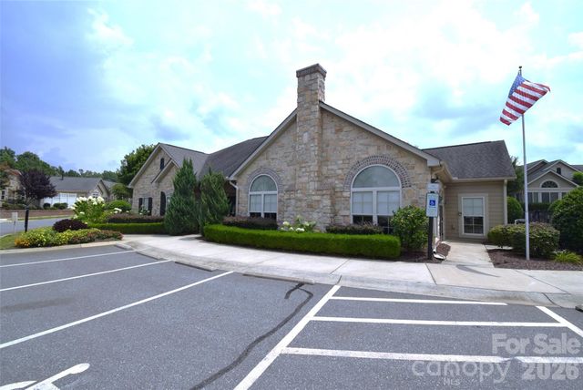 4950 Polo Gate Boulevard, Charlotte, NC 28216