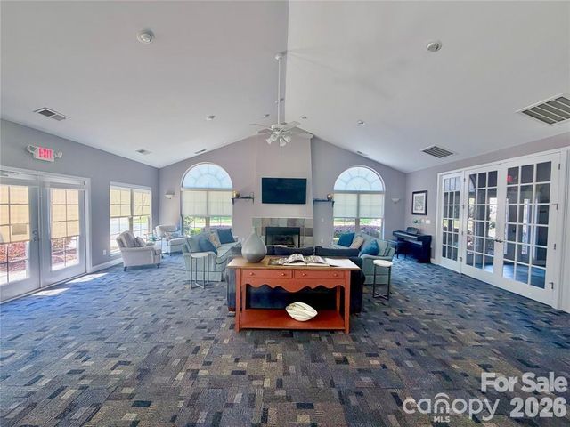 4950 Polo Gate Boulevard, Charlotte, NC 28216