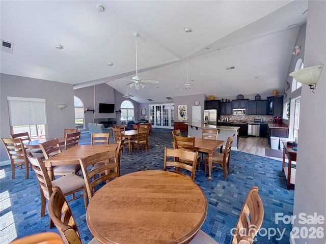 4950 Polo Gate Boulevard, Charlotte, NC 28216