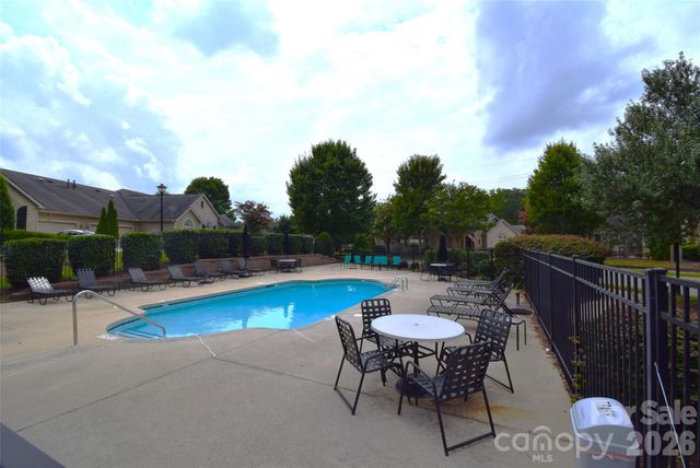 4950 Polo Gate Boulevard, Charlotte, NC 28216
