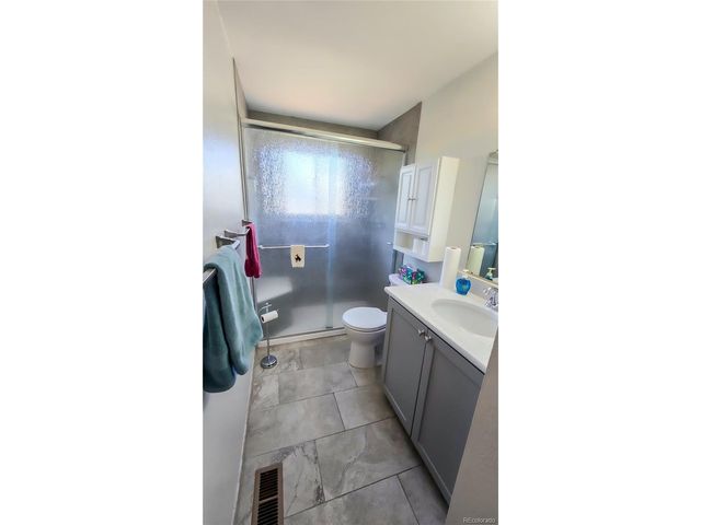 6486 W Iowa Ave, Lakewood, CO 80232