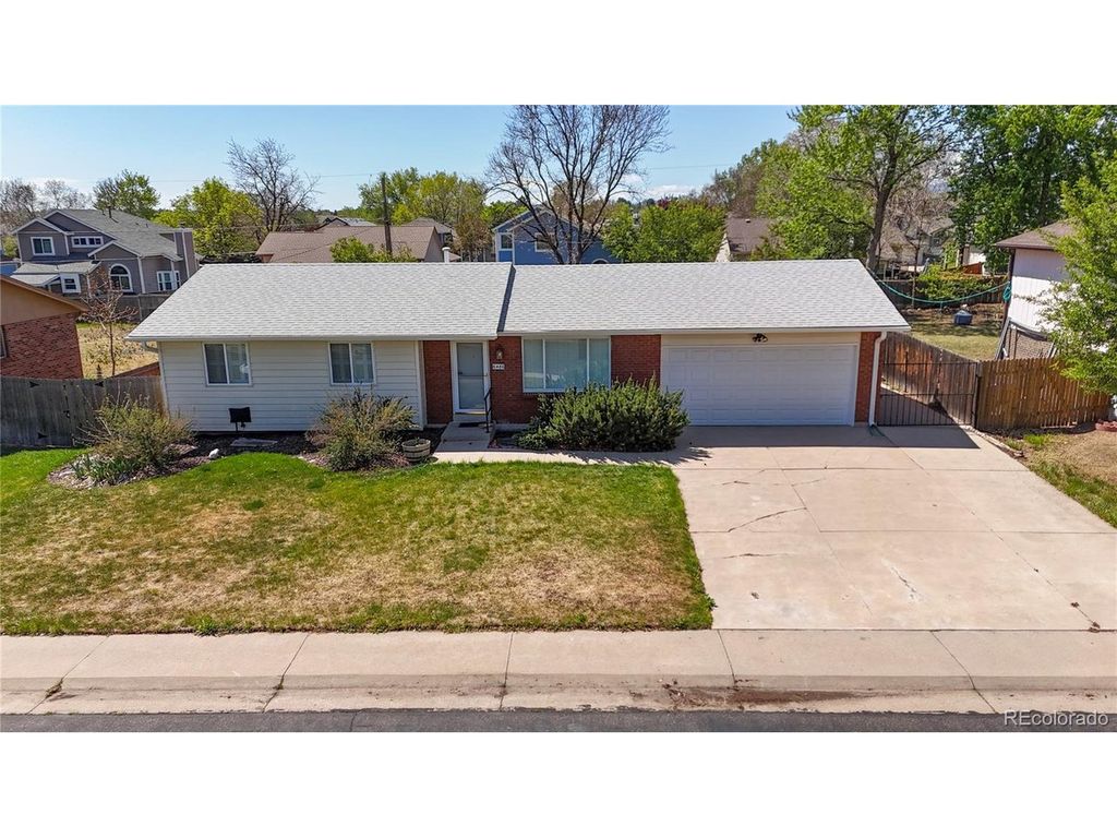 6486 W Iowa Ave, Lakewood, CO 80232
