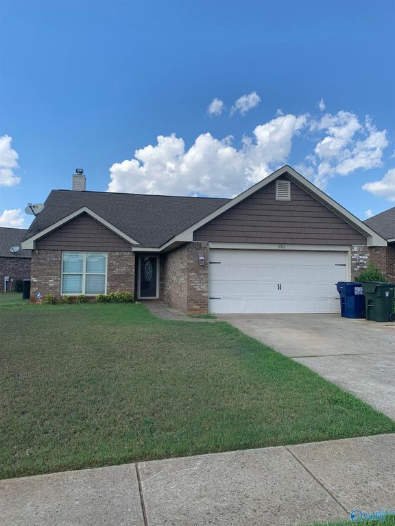 101 Oxfordwill Court, Triana, AL 35756