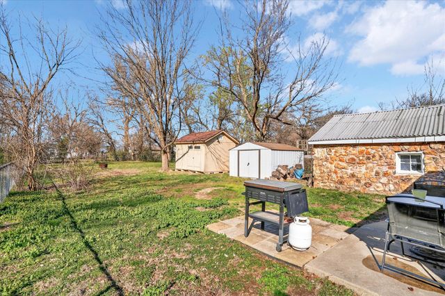 2831 W Latoka Street, Springfield, MO 65807
