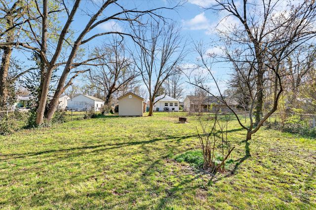 2831 W Latoka Street, Springfield, MO 65807