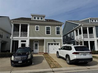 107 Mainsail LOOP # 2, Yorktown, VA 23693