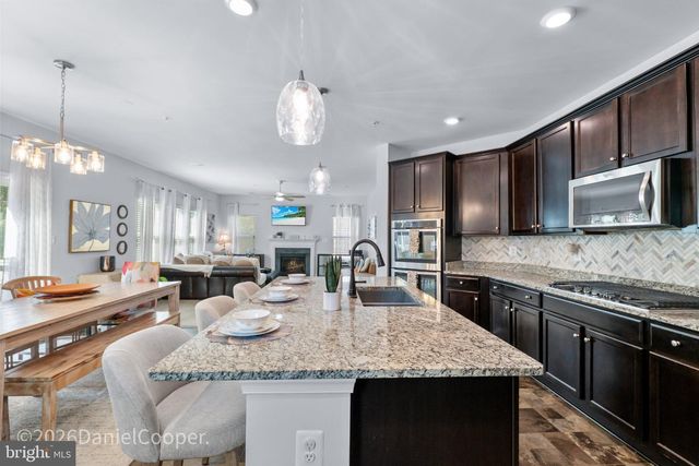 3238 KREFELD LN, Waldorf, MD 20603