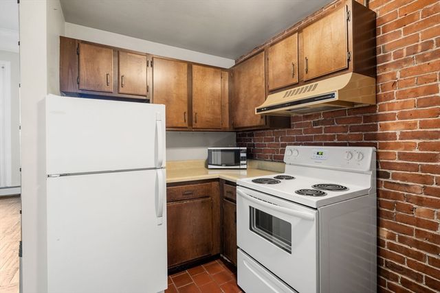 103 Beacon Street 3F, Boston, MA 02116