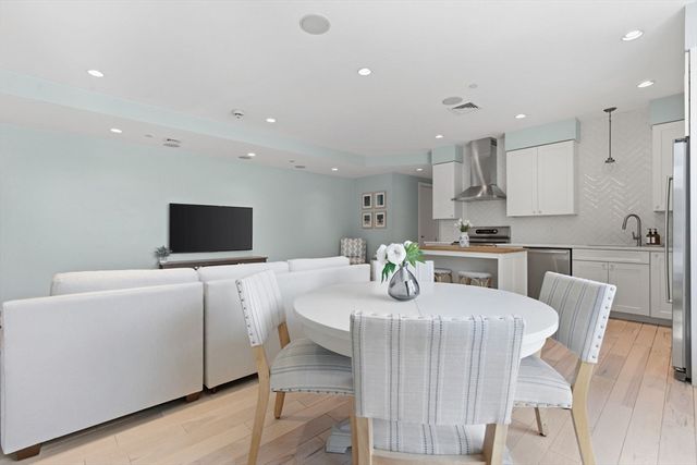 34 Coffey St 3, Boston, MA 02122
