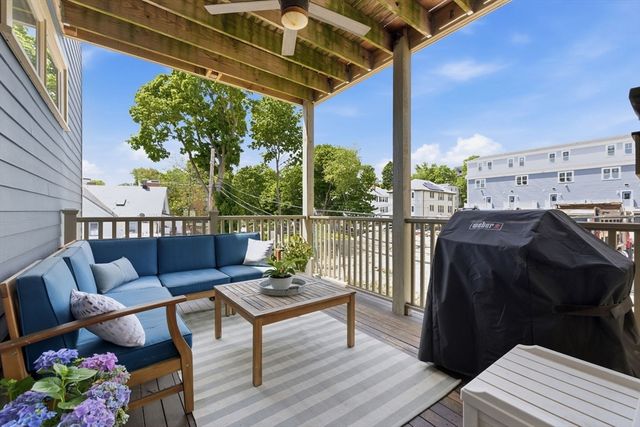 34 Coffey St 3, Boston, MA 02122