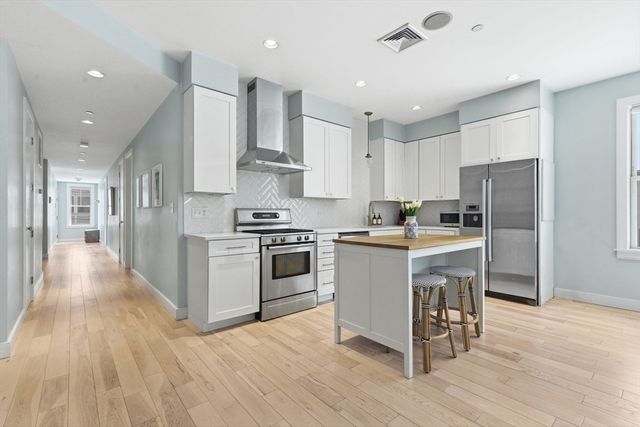 34 Coffey St 3, Boston, MA 02122