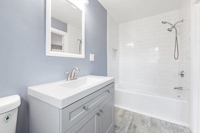 100 Maple Street, Sherborn, MA 01770