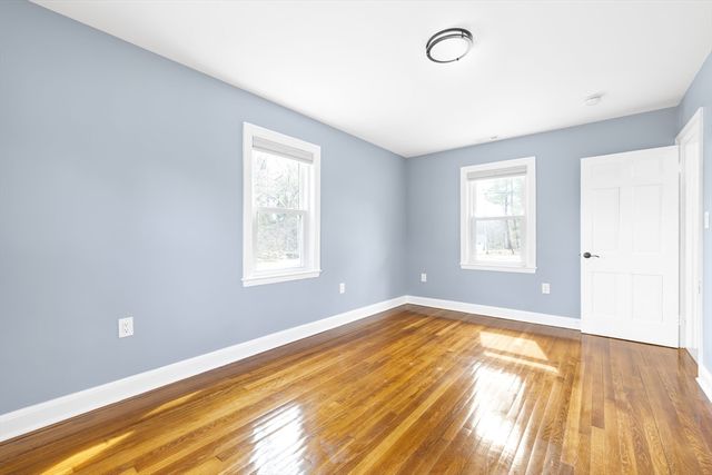 100 Maple Street, Sherborn, MA 01770