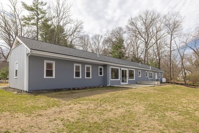 100 Maple Street, Sherborn, MA 01770