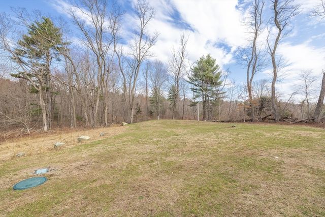 100 Maple Street, Sherborn, MA 01770