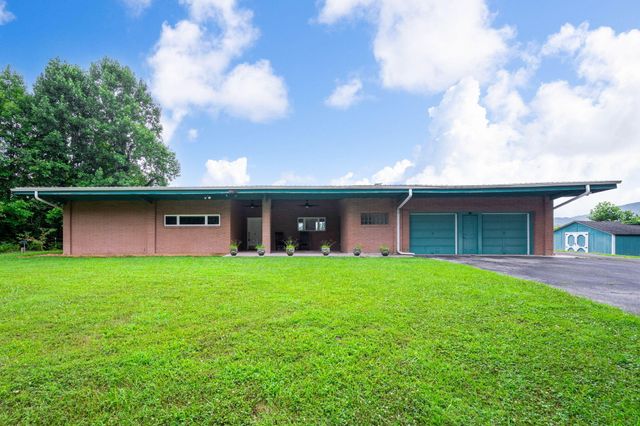 225 Cherokee Trail, Copperhill, TN 37317