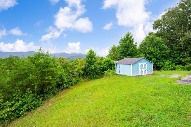 225 Cherokee Trail, Copperhill, TN 37317