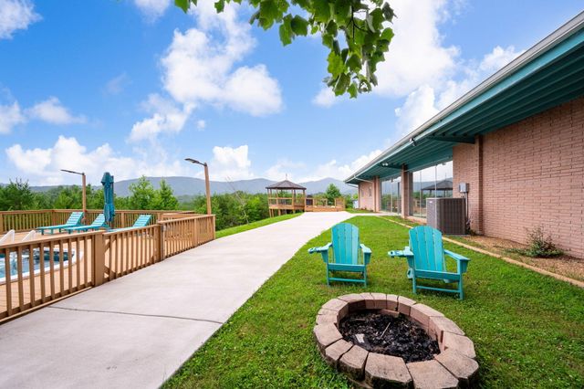 225 Cherokee Trail, Copperhill, TN 37317