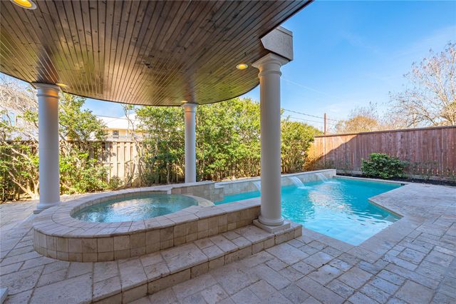 538 Villa Drive, Seabrook, TX 77586