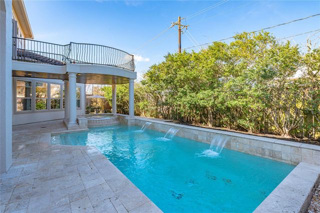 538 Villa Drive, Seabrook, TX 77586