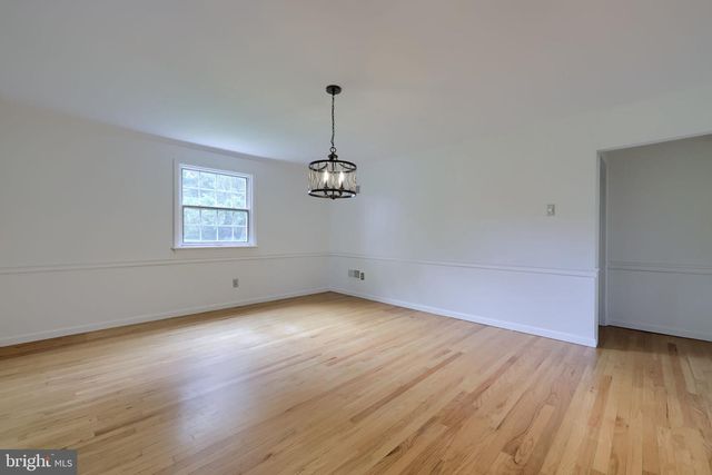 1544 VISTA RD, Lancaster, PA 17601