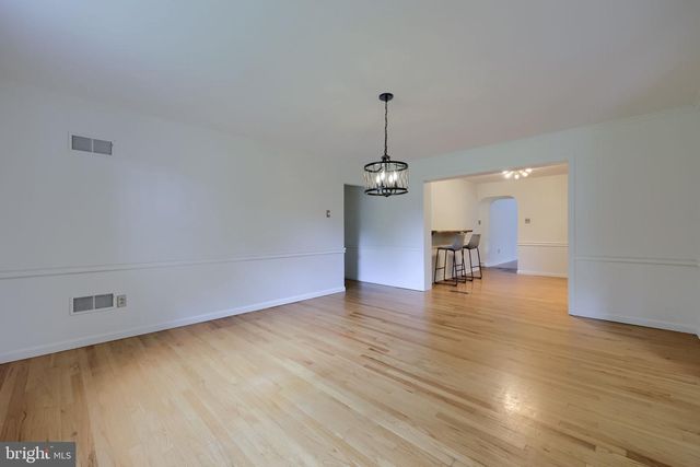 1544 VISTA RD, Lancaster, PA 17601