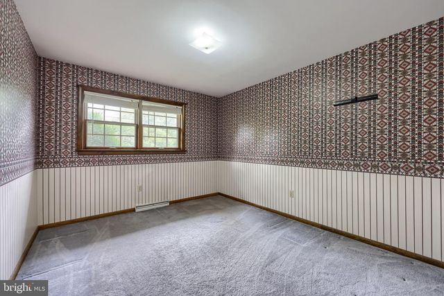 1544 VISTA RD, Lancaster, PA 17601