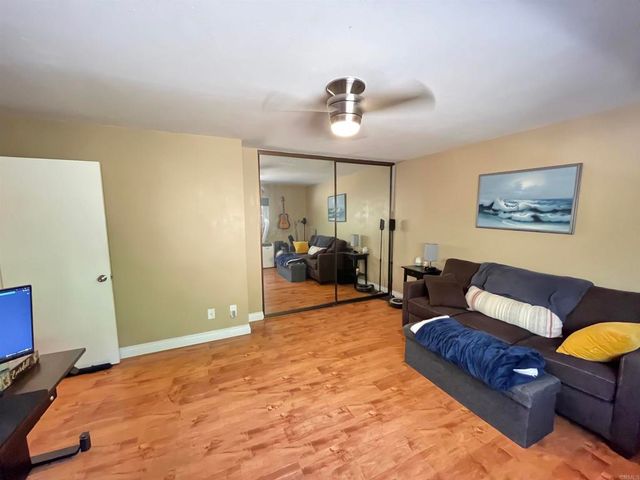 2582 Del Mar Heights Road 17, Del Mar, CA 92014