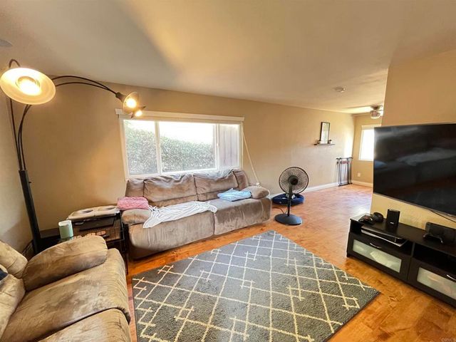 2582 Del Mar Heights Road 17, Del Mar, CA 92014