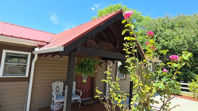 1693 Chatuge Shores, Hiawassee, GA 30546