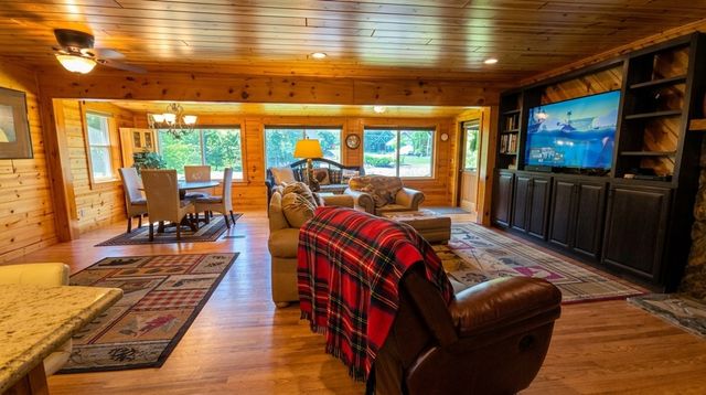1693 Chatuge Shores, Hiawassee, GA 30546