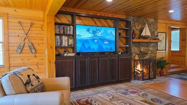1693 Chatuge Shores, Hiawassee, GA 30546