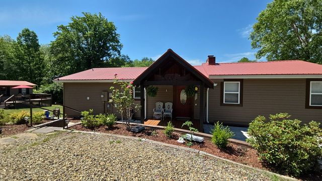 1693 Chatuge Shores, Hiawassee, GA 30546