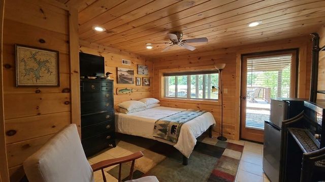 1693 Chatuge Shores, Hiawassee, GA 30546