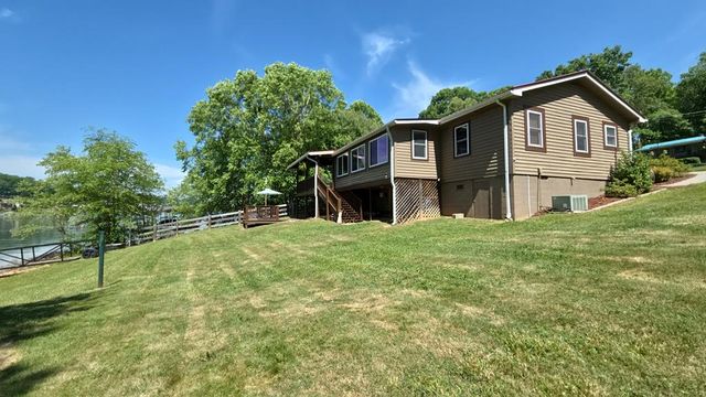 1693 Chatuge Shores, Hiawassee, GA 30546