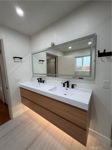 24961 El Caballo, Lake Forest, CA 92630