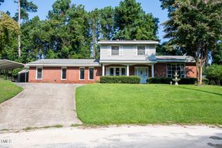630 Edgehill Road, Fayetteville, NC 28314