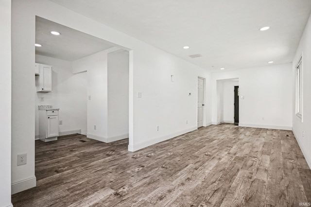 812 W Marion Street, Mishawaka, IN 46545