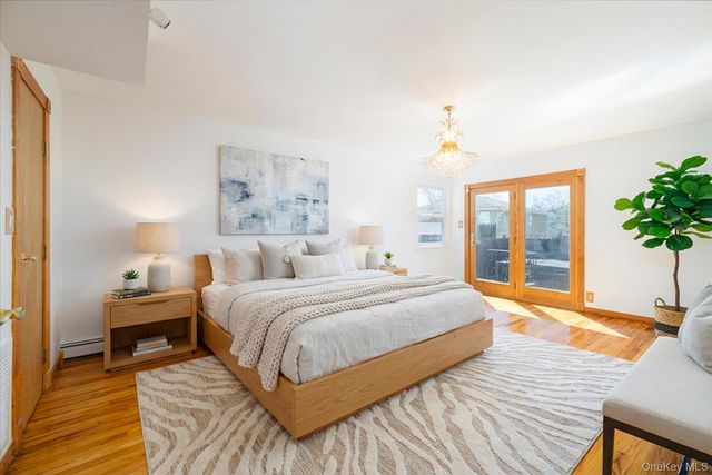 34 Vandewater Avenue, Floral Park, NY 11001